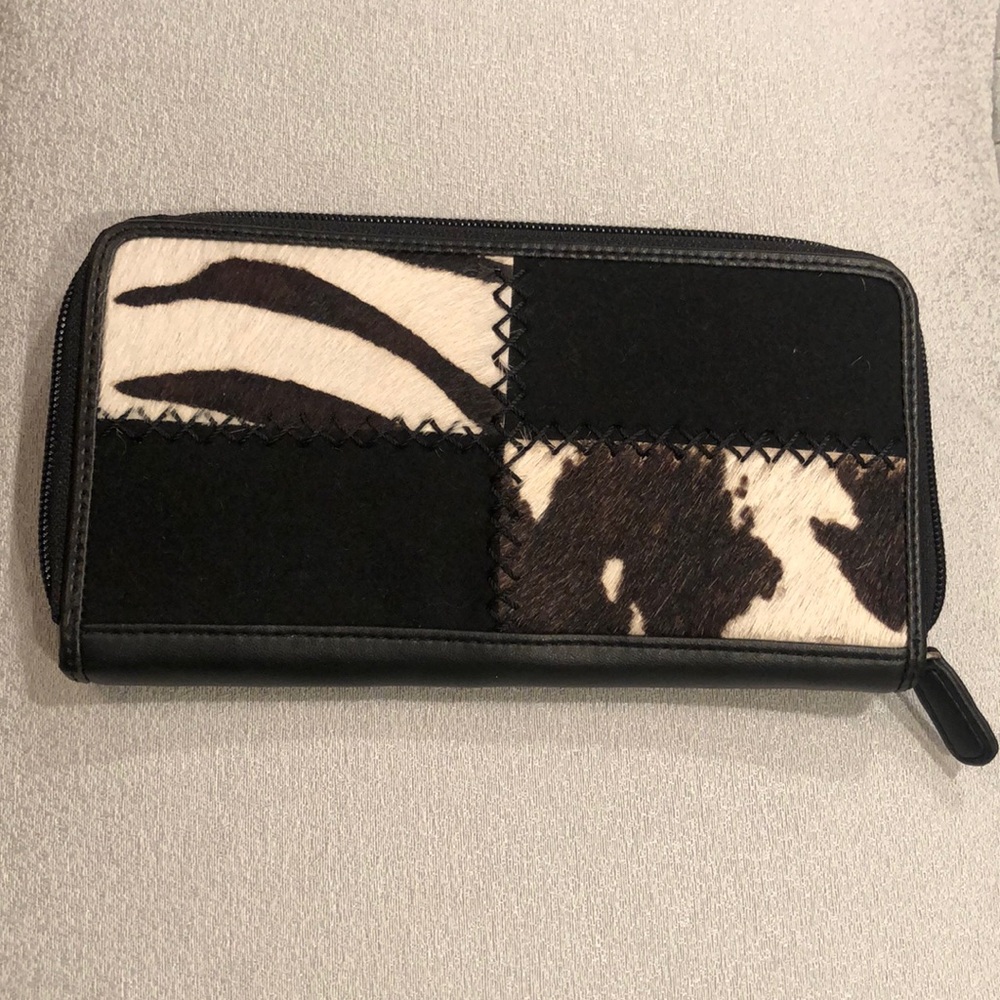 Liz Claiborne black patchwork wallet